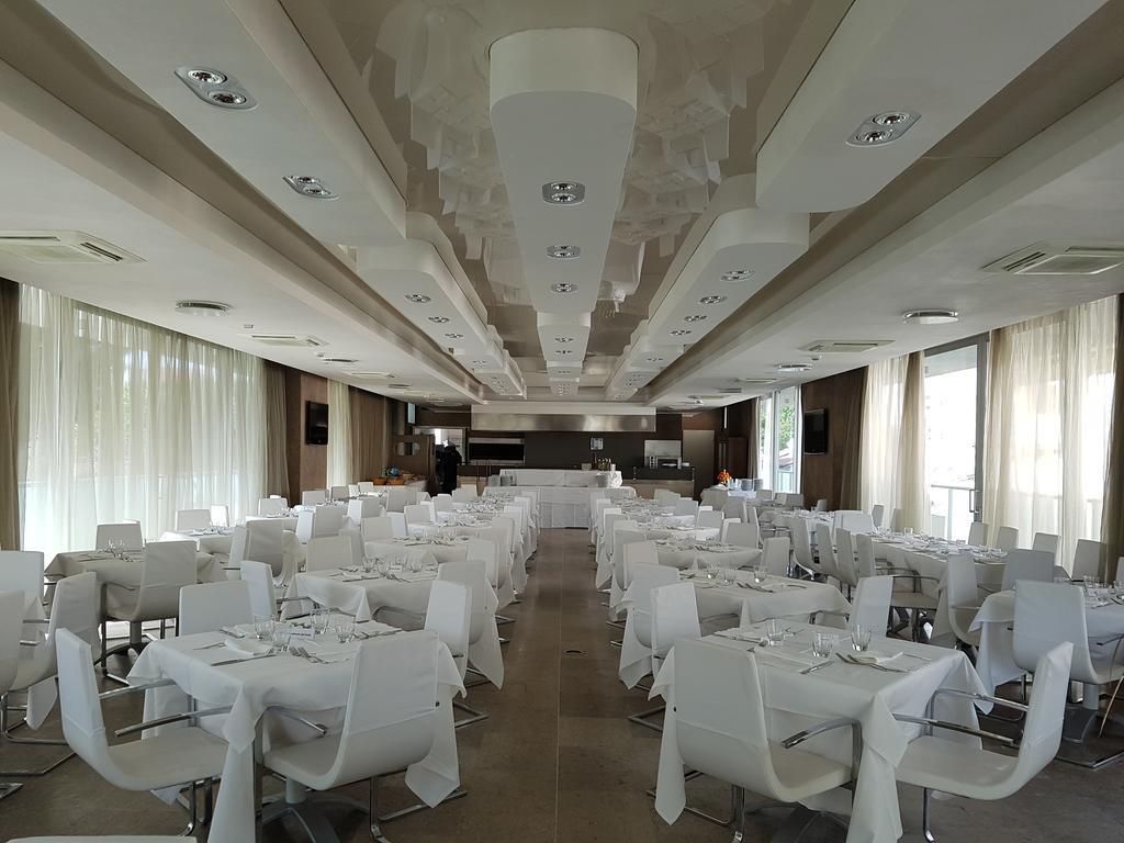 Hotel Sorriso Мілано-Маріттіма Екстер'єр фото